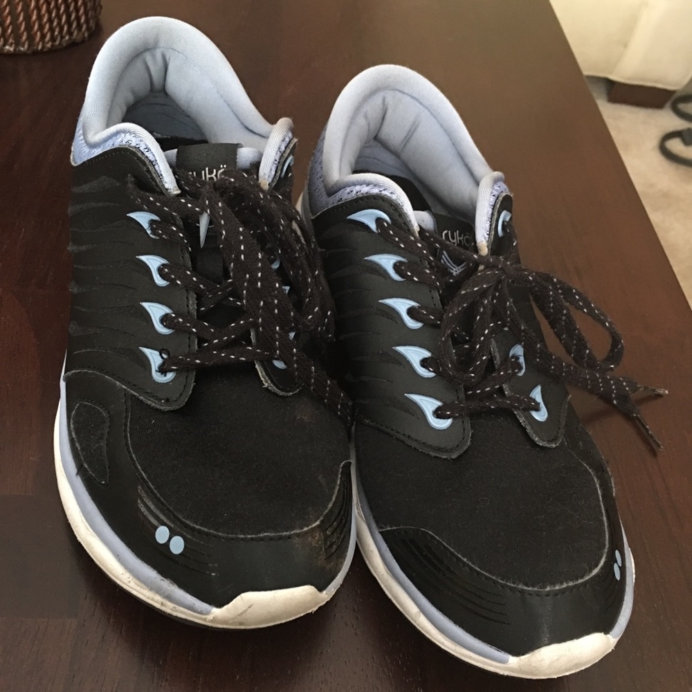 Ladies Pre-loved Ryka Sneakers